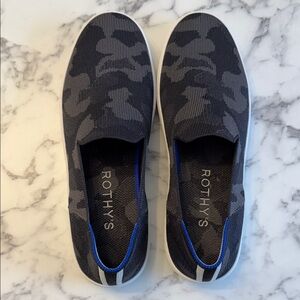 Rothy's the original Slip-On sneakers camo grey - size 10